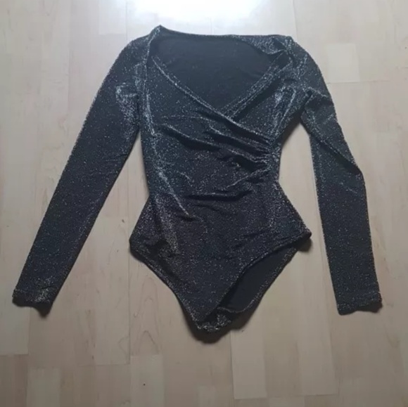 Cross bodysuit - Picture 2 of 7